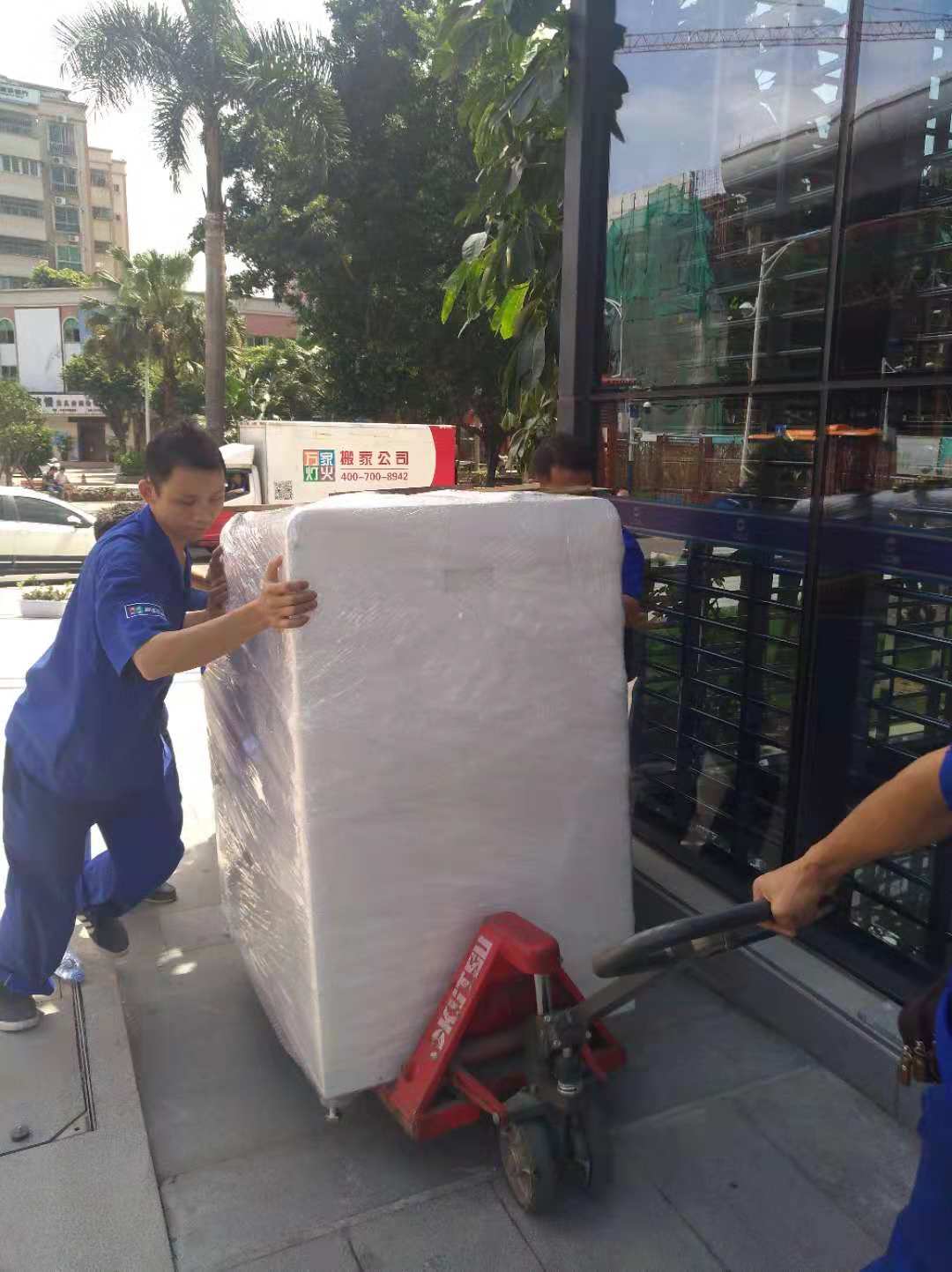 丽江搬场若何收费，组装价值与移动价值费！